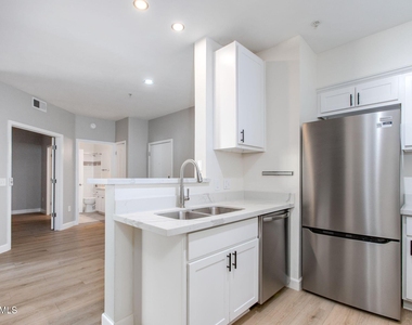 1701 E Colter Street - Photo Thumbnail 3