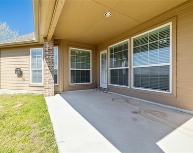 2527 Appaloosa Lane - Photo Thumbnail 21