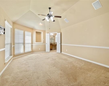 2527 Appaloosa Lane - Photo Thumbnail 12