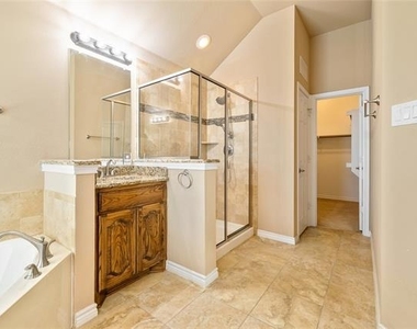 2527 Appaloosa Lane - Photo Thumbnail 14