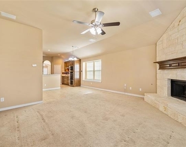 2527 Appaloosa Lane - Photo Thumbnail 8