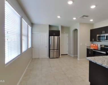 12562 W Gentle Rain Road - Photo Thumbnail 3