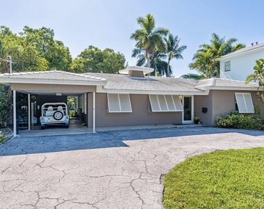 224 N Gordon Road - Photo Thumbnail 1