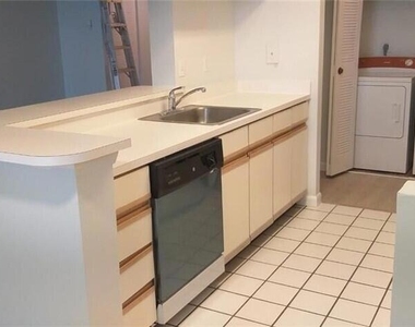 9933 Westview Drive - Photo Thumbnail 2