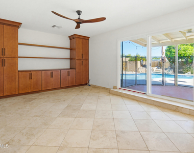 6503 S Bonarden Lane - Photo Thumbnail 9