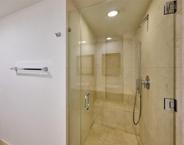 495 Brickell Avenue - Photo Thumbnail 17