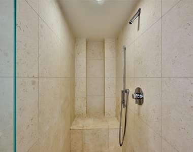 495 Brickell Avenue - Photo Thumbnail 18