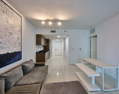 495 Brickell Avenue - Photo Thumbnail 27