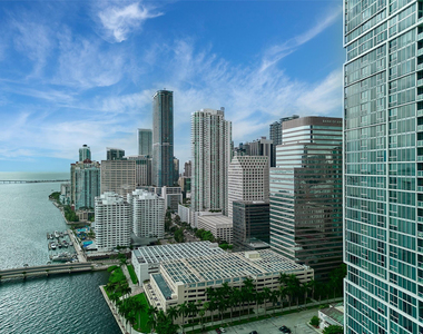 495 Brickell Avenue - Photo Thumbnail 49