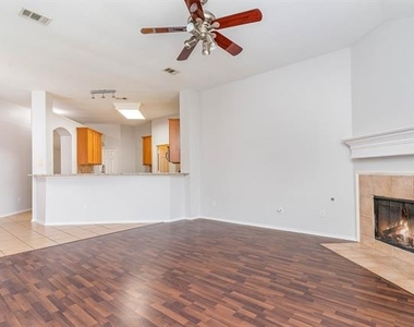 5548 Norris Drive - Photo Thumbnail 13