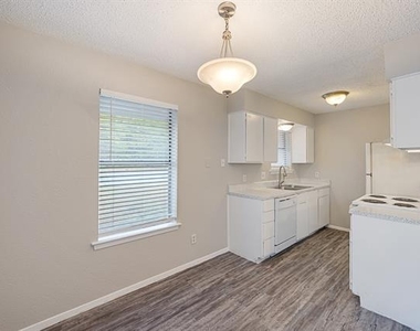 7450 Ruby Place - Photo Thumbnail 7
