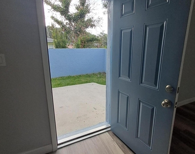 622 S 11th Street - Photo Thumbnail 8