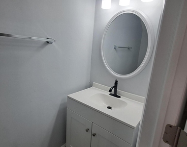 622 S 11th Street - Photo Thumbnail 6