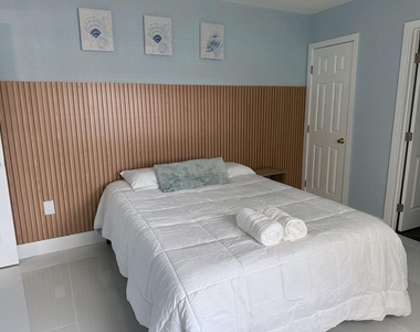 1702 Ne 146th Street - Photo Thumbnail 6