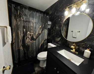 1702 Ne 146th Street - Photo Thumbnail 7