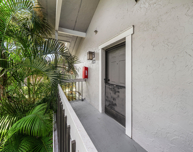 11863 Wimbledon Circle - Photo Thumbnail 1