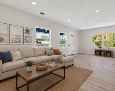 1566 Nw 9th Avenue - Photo Thumbnail 6
