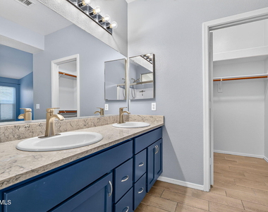 15542 N 136th Lane - Photo Thumbnail 28
