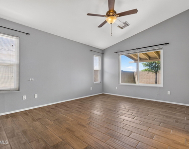 15542 N 136th Lane - Photo Thumbnail 20