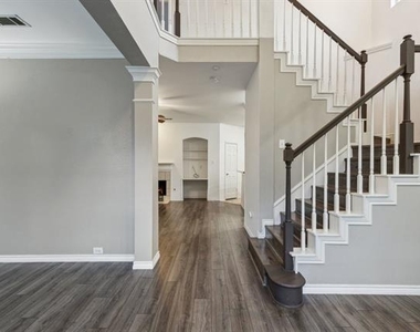 400 Moss Hill Road - Photo Thumbnail 2