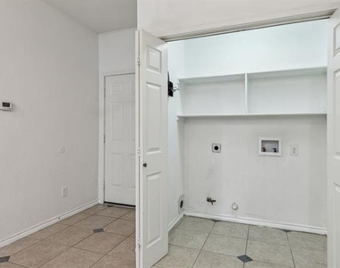 400 Moss Hill Road - Photo Thumbnail 22
