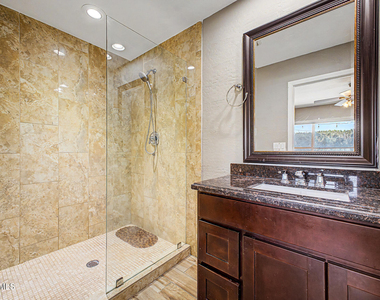 1340 E Donner Drive - Photo Thumbnail 14