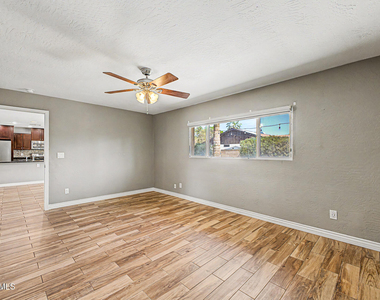1340 E Donner Drive - Photo Thumbnail 12