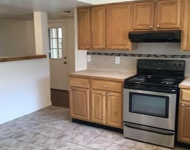 2622 Meadowview Drive - Photo Thumbnail 10