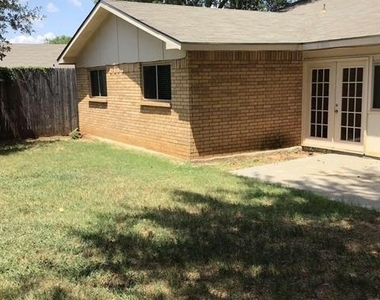 2622 Meadowview Drive - Photo Thumbnail 22