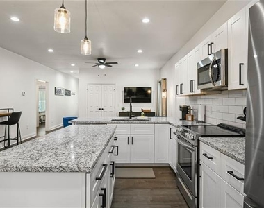 618 Star Street - Photo Thumbnail 28