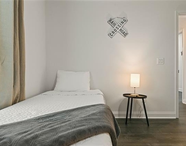 618 Star Street - Photo Thumbnail 66