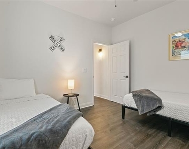 618 Star Street - Photo Thumbnail 55
