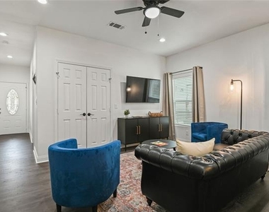 618 Star Street - Photo Thumbnail 19