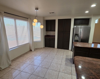 20608 N 74th Lane - Photo Thumbnail 14