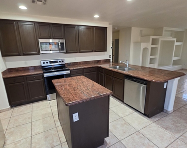 20608 N 74th Lane - Photo Thumbnail 16