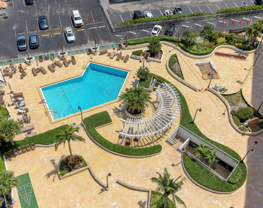 2000 S Ocean Drive - Photo Thumbnail 22