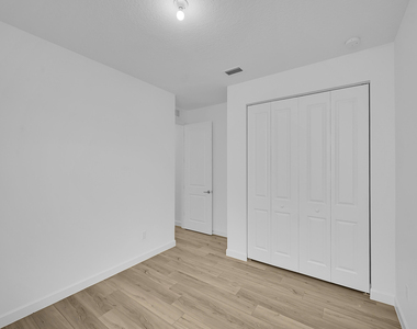 3501 Harborside Avenue - Photo Thumbnail 12