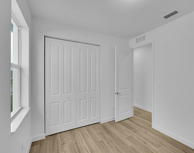 3501 Harborside Avenue - Photo Thumbnail 10