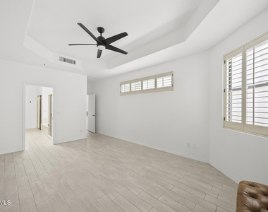 8479 N 84th Place - Photo Thumbnail 15