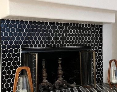 8479 N 84th Place - Photo Thumbnail 3