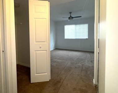 1300 Crestwood Drive - Photo Thumbnail 7