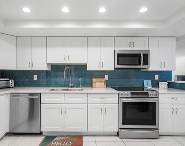 3460 S Ocean Boulevard - Photo Thumbnail 9