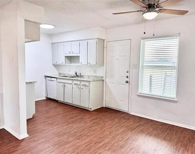 441 Sw Thomas Street - Photo Thumbnail 7