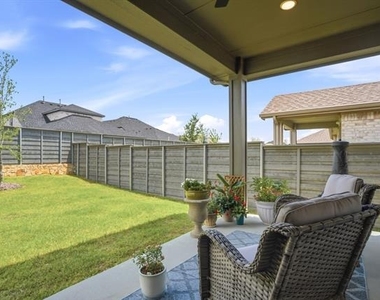 7216 Dragonfly Lane - Photo Thumbnail 24