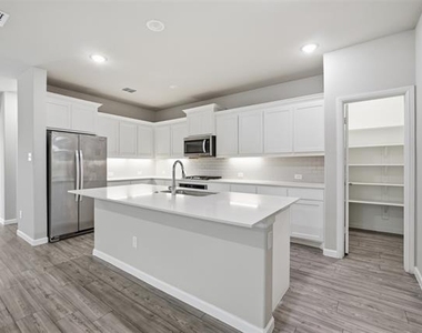 1622 Havenrock Drive - Photo Thumbnail 2