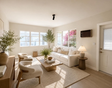 1124 18th Avenue N - Photo Thumbnail 17