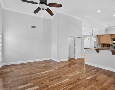 1959 Water Ridge Dr - Photo Thumbnail 16