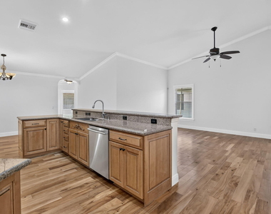 1959 Water Ridge Dr - Photo Thumbnail 9