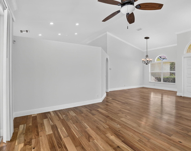 1959 Water Ridge Dr - Photo Thumbnail 4