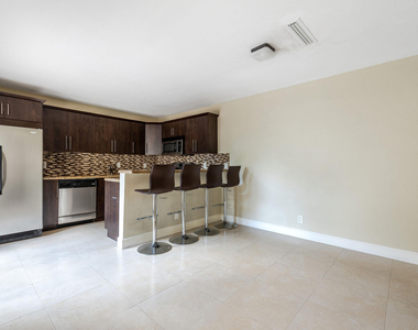 2471 Waterside Drive - Photo Thumbnail 7